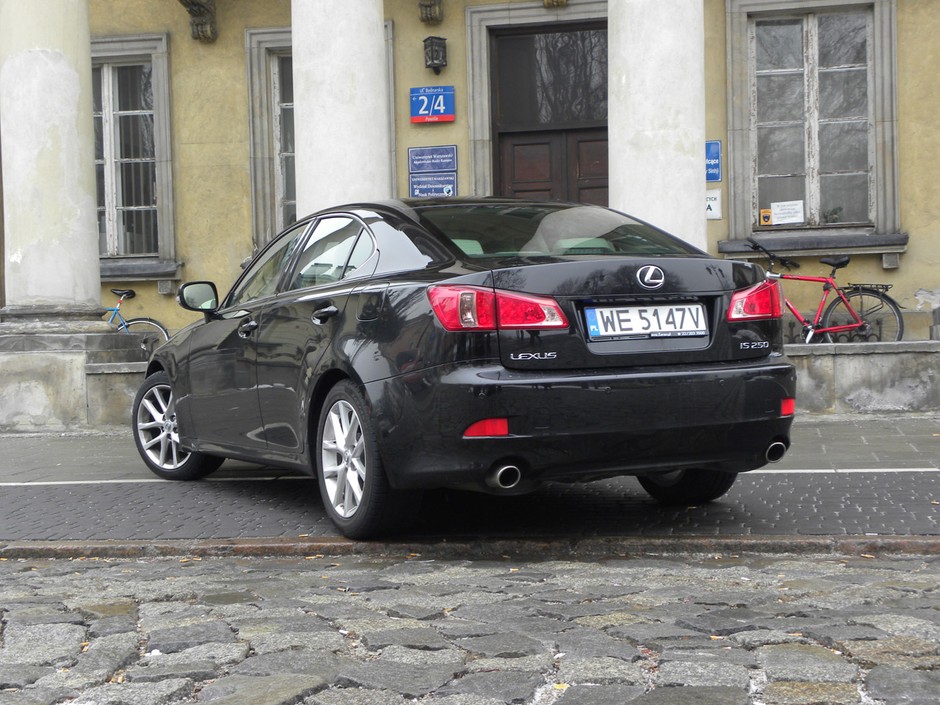 Lexus IS 250: Nadal w formie?