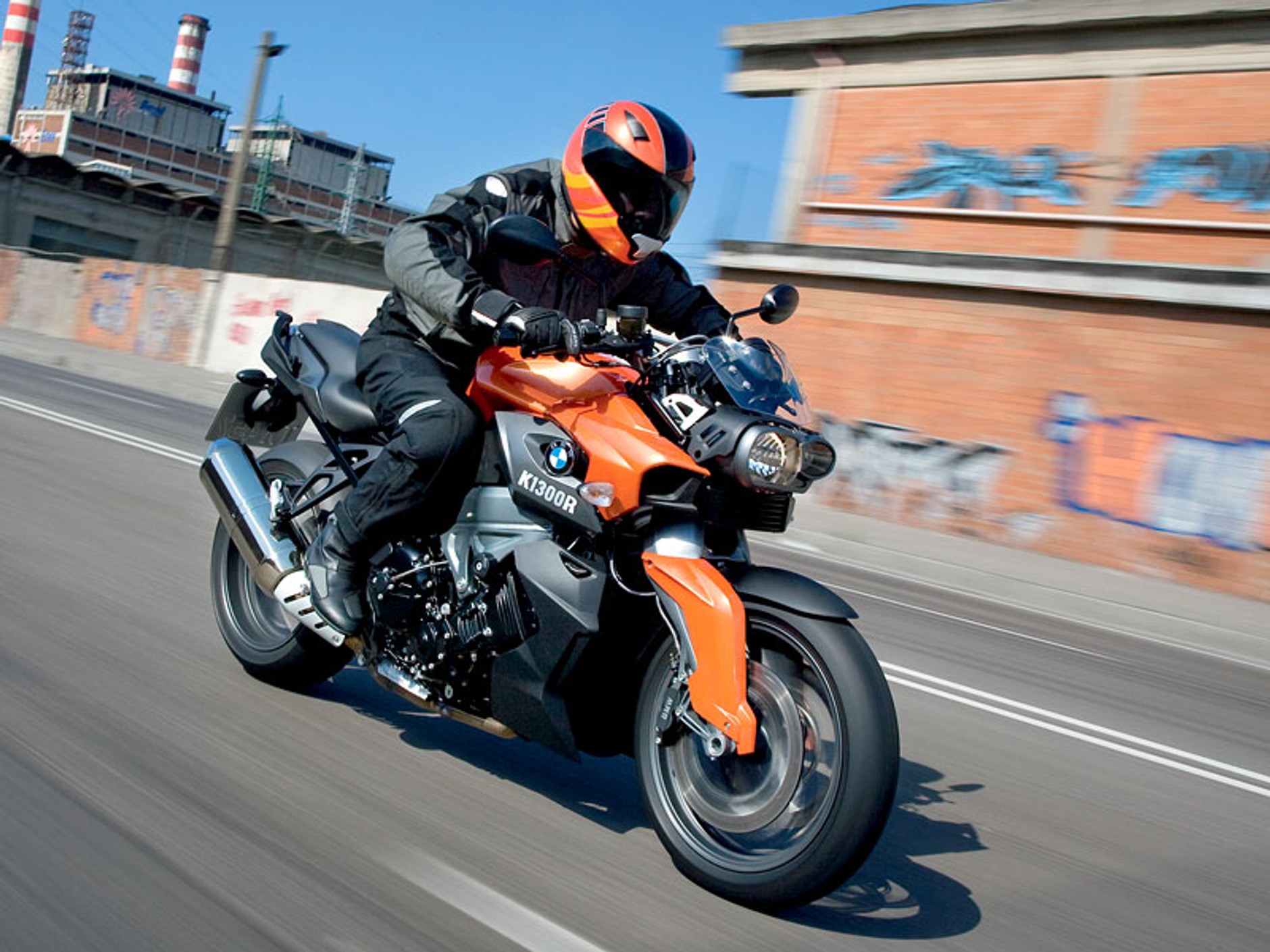 BMW Motorrad 2009: K 1300 S, K 1300 R, K 1300 GT (3x wideo HD!)