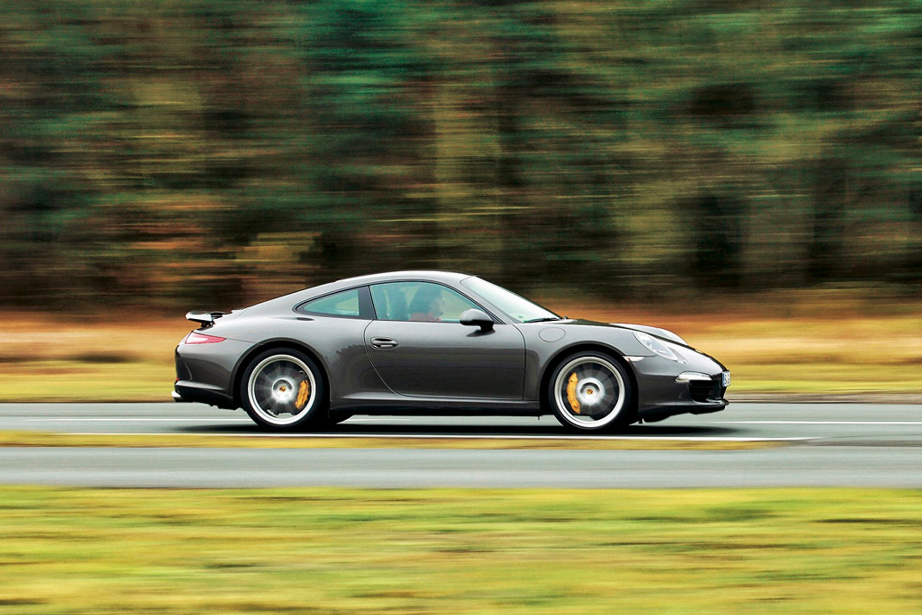 Chevrolet Camaro kontra BMW 650i i Porsche 911 Carrera S: mocne obiekty pożądania