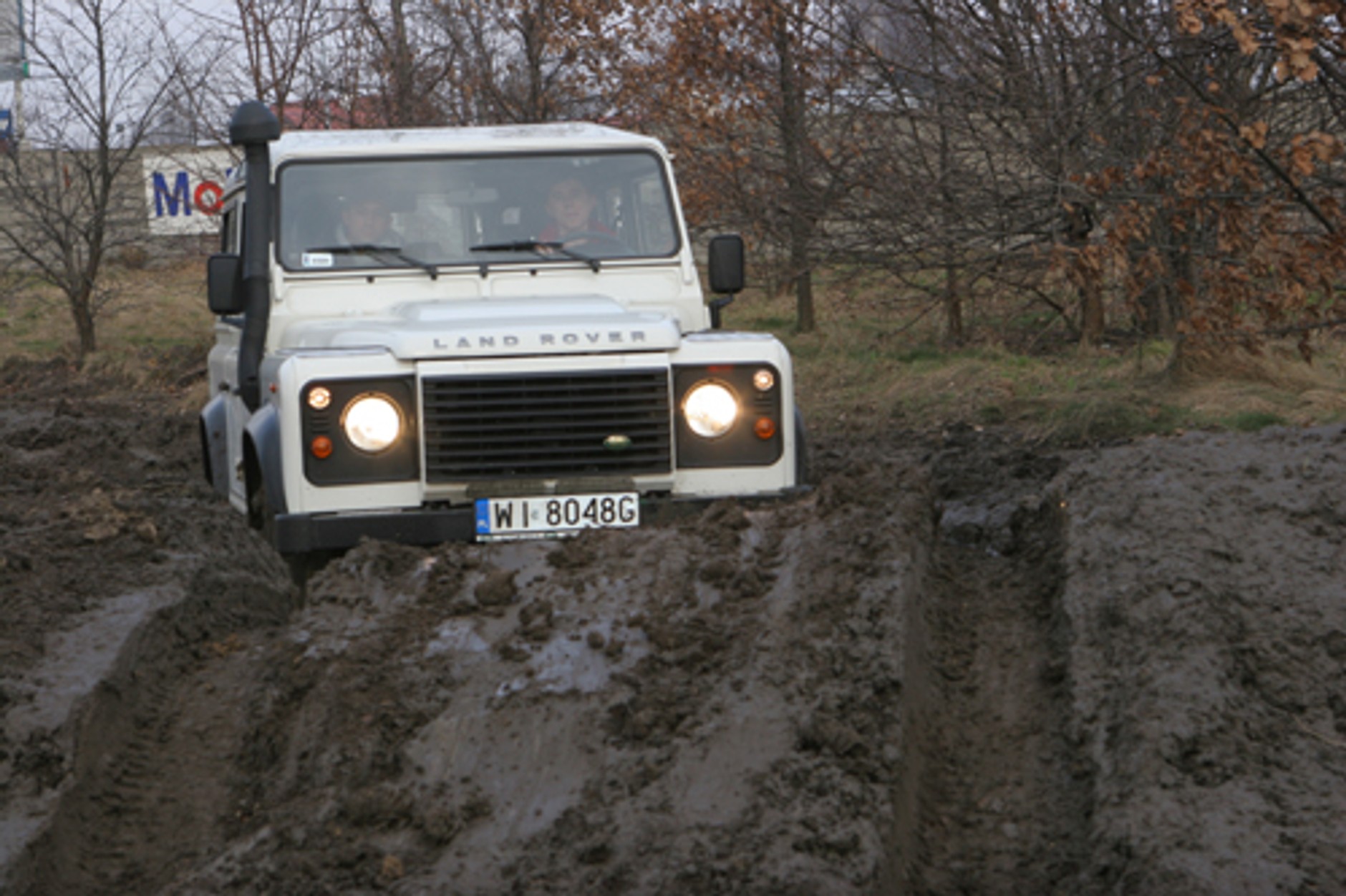 Land Rover Defender 110 SW td4 - Wszechmogący