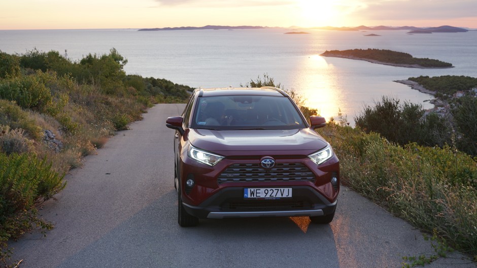 Toyota RAV4 hybrid