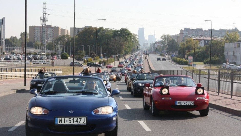Mazda MX5 hucznie obchodzi 20 urodziny