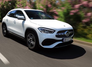 Nowy Mercedes GLA 200 - z wyższą zawartością SUV-a