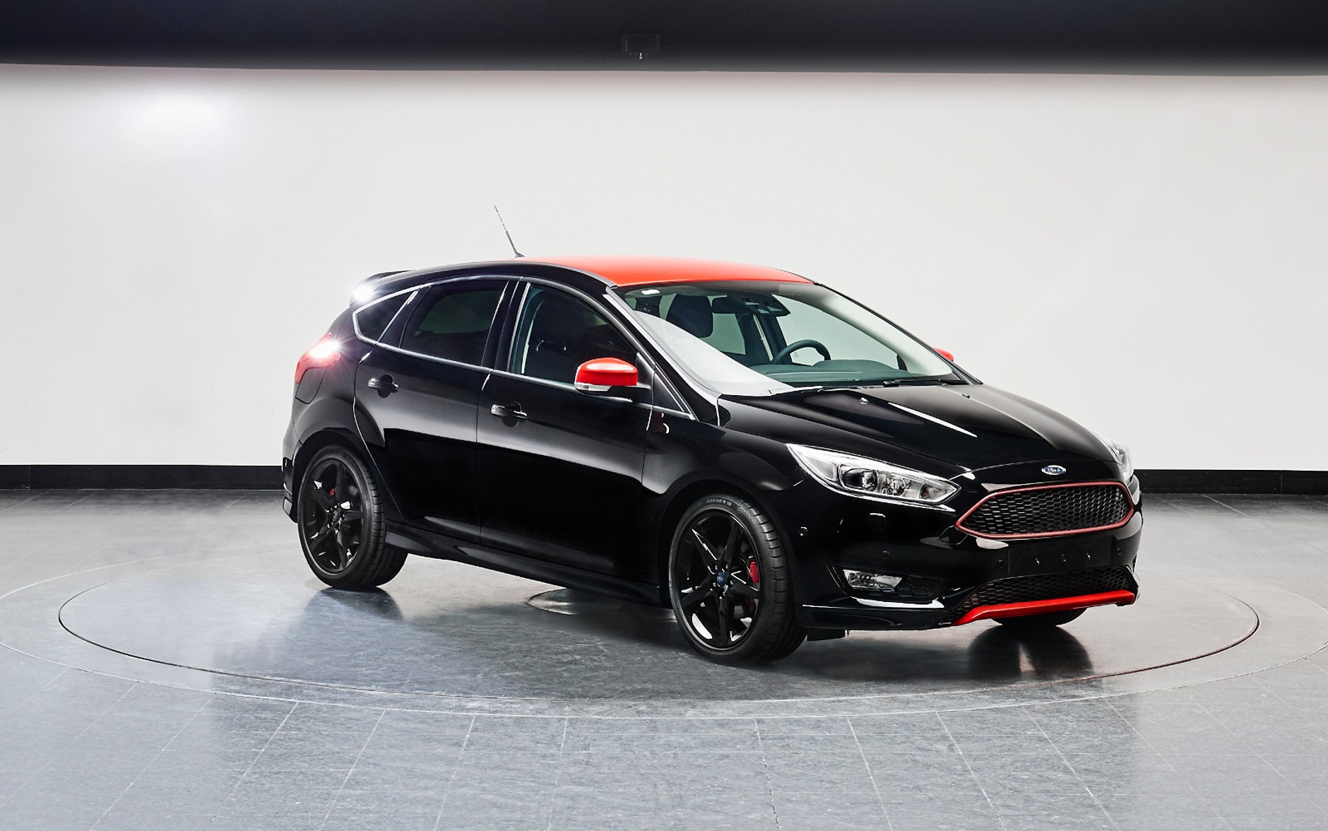 Ford Focus Black Edition