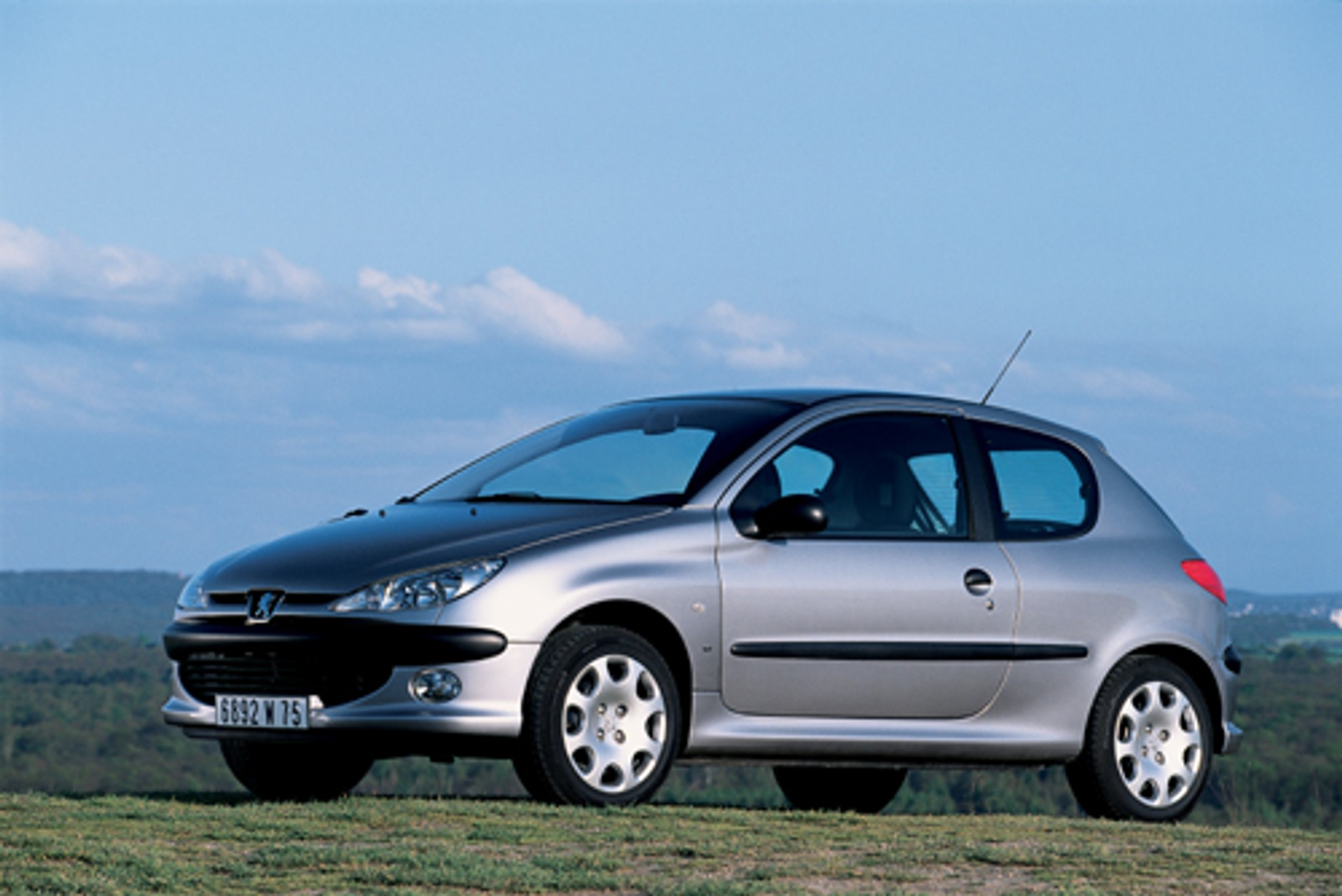 Peugeot 206 - Maluch o wielu obliczach