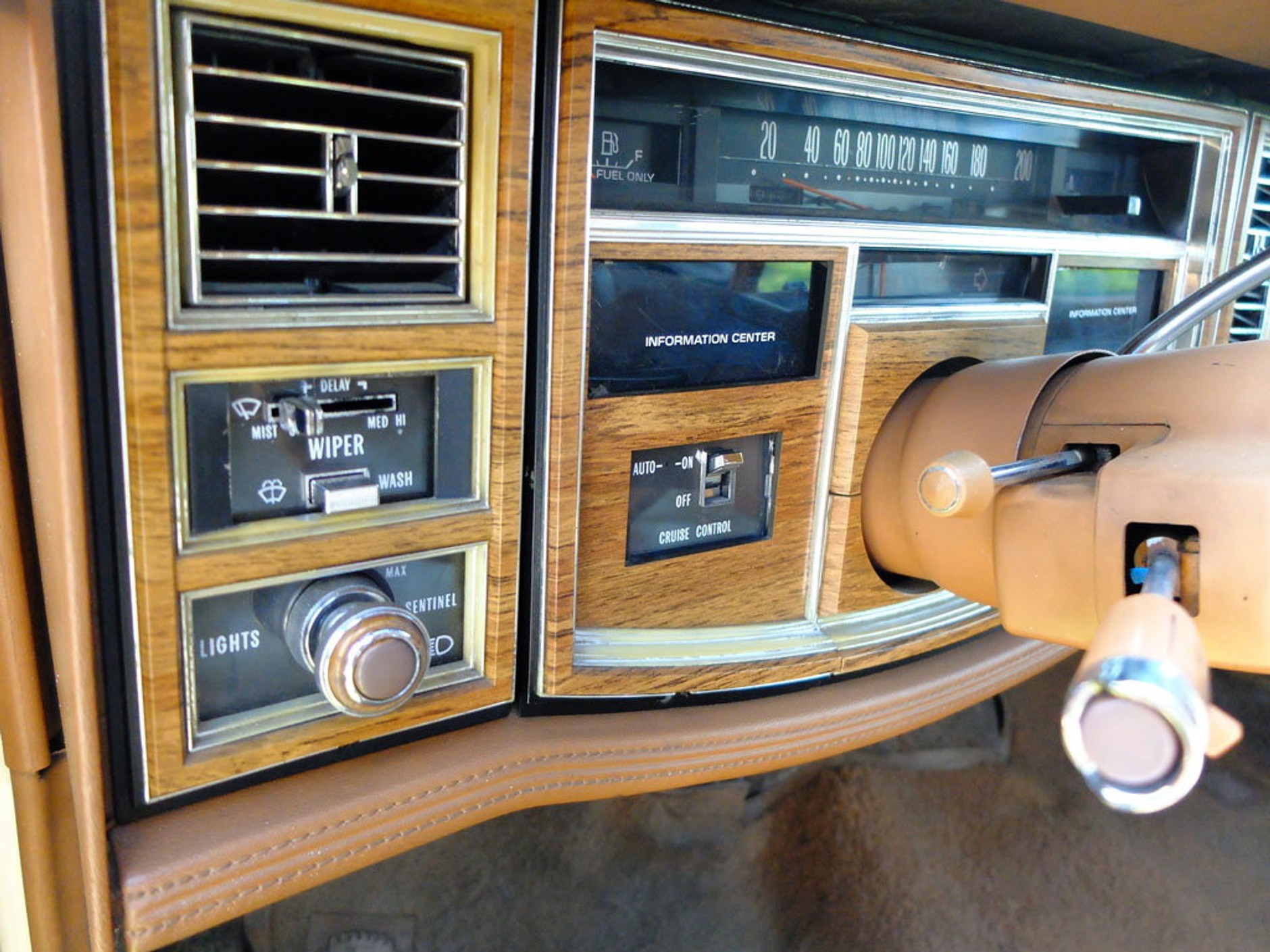 Pomnik kryzysu - Cadillac Eldorado Diesel V8