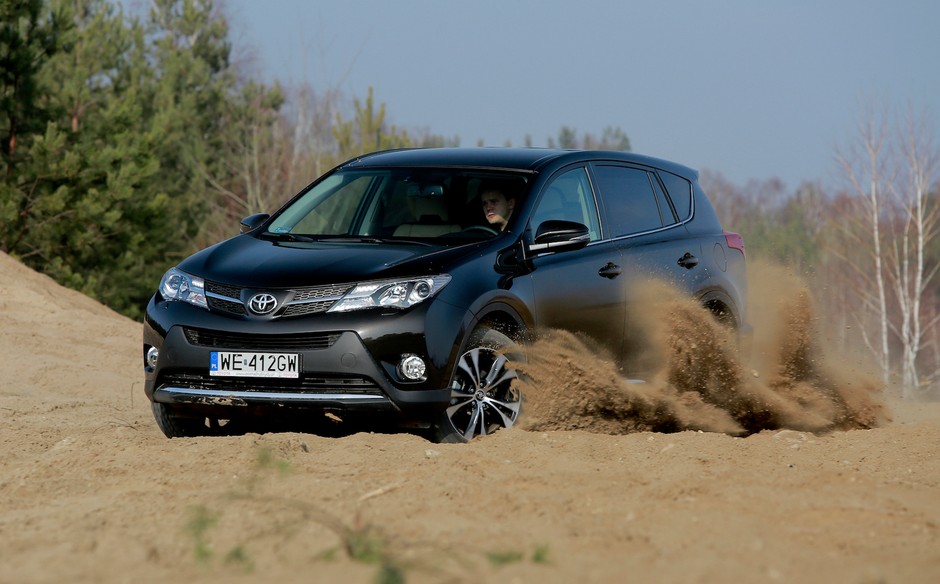 Toyota RAV4 IV