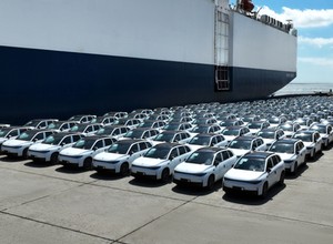 Pierwsza partia chińskich aut Leapmotor wypłynęła do Europy. Sprzeda je duży koncern