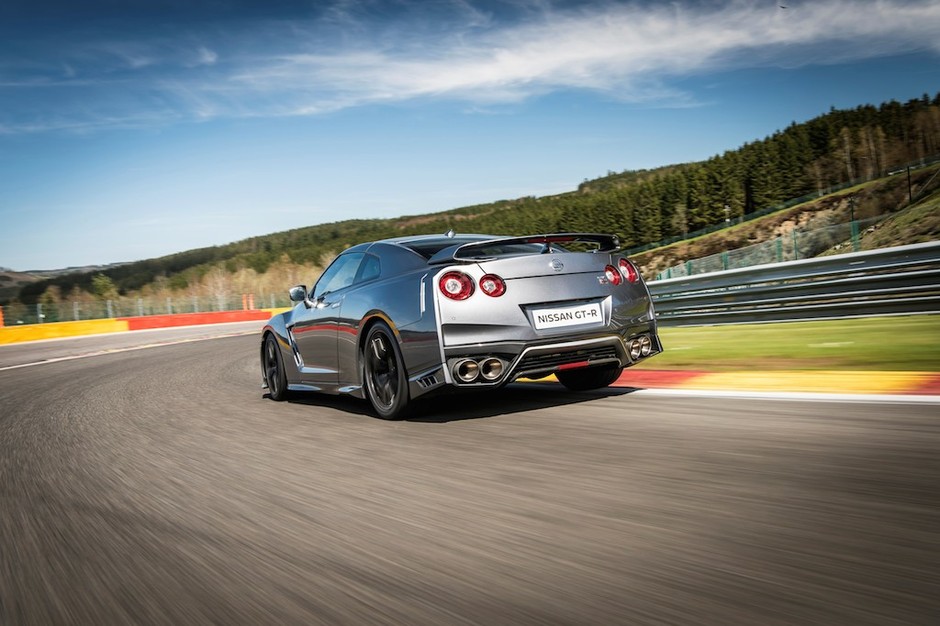 Nissan GT-R