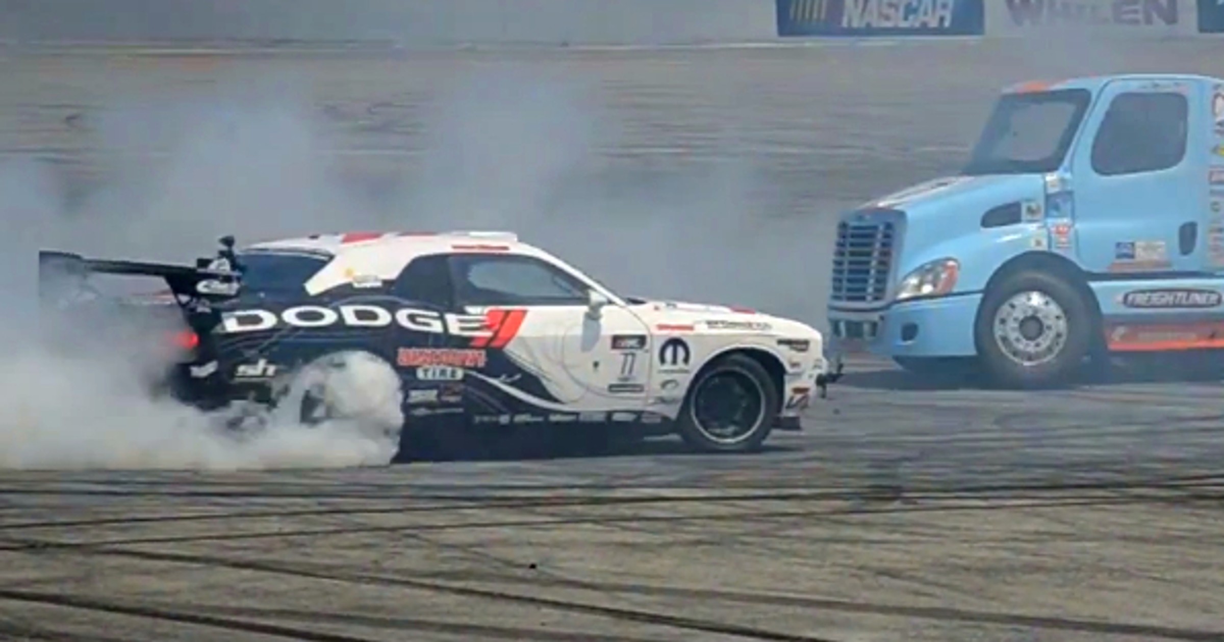 Driftująca ciężarówka. Czy Ken Block ma się kogo obawiać?