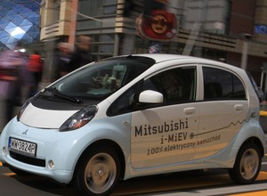 Mitsubishi i-MiEV: czyli, podróż w poszukiwaniu gniazdka