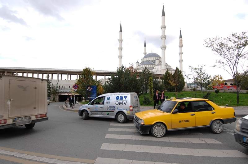 EcoFuel World Tour: Poznański VW Caddy w księdze Guinnessa!