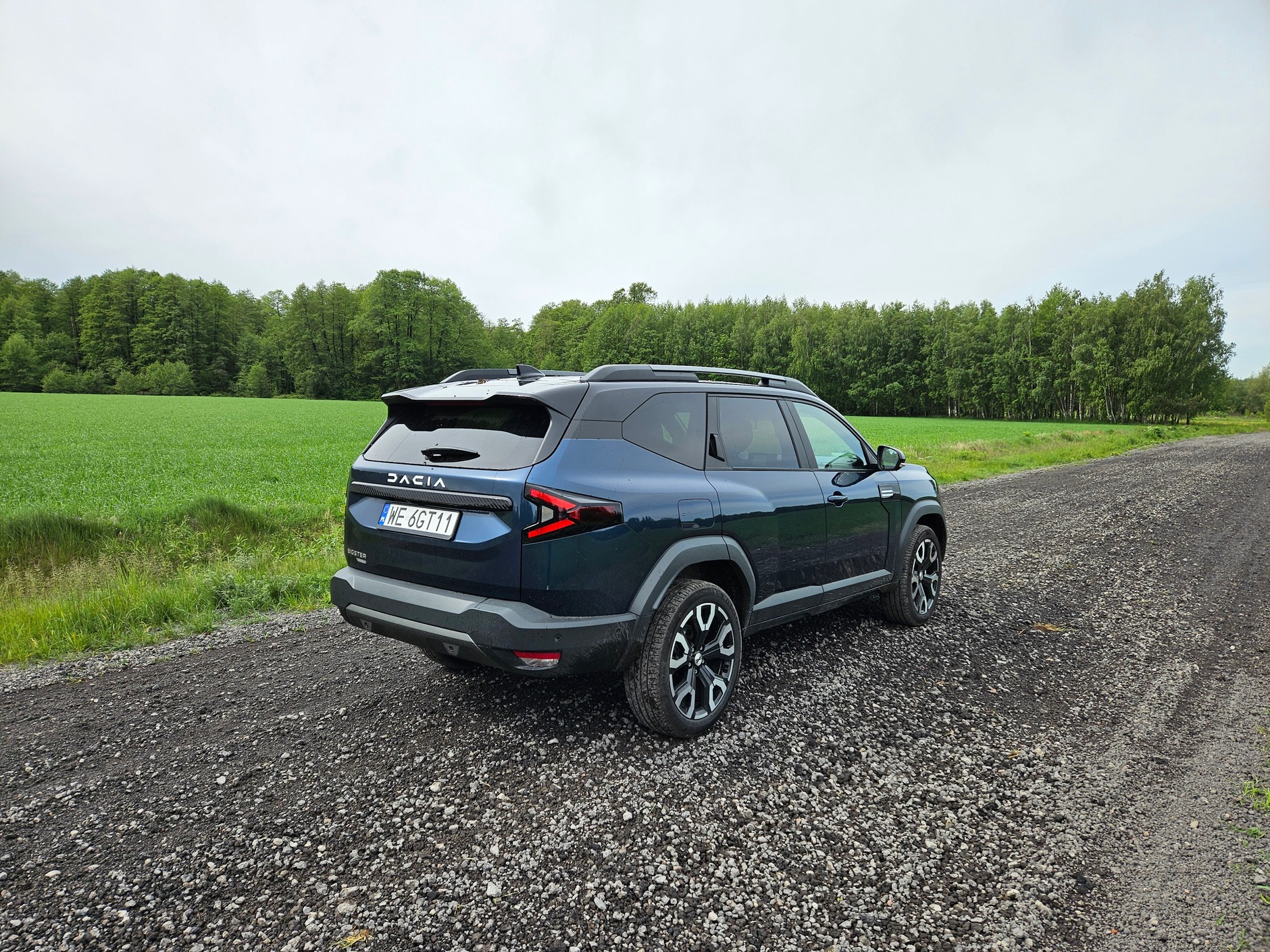 Dacia Jogger  czy Dacia Bigster: oba modele świetnie radzą sobie także na kiepskich drogach.