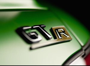 Mercedes-AMG GT R - Mercedes rzuca rękawice Nissanowi