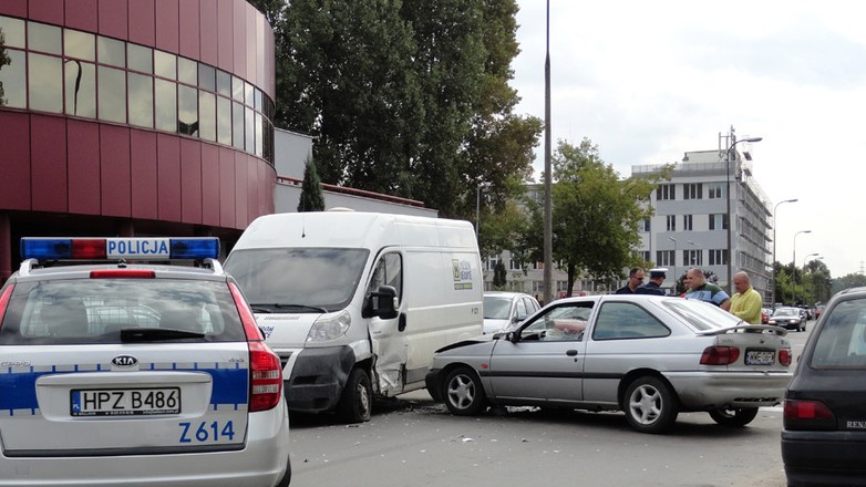 Jak walczyć o odszkodowanie? Radzimy, jak nie stracić na stłuczce