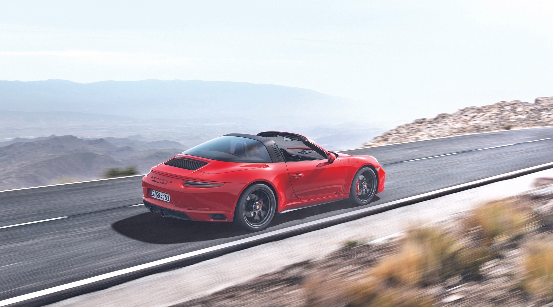 Porsche 911 GTS Targa
