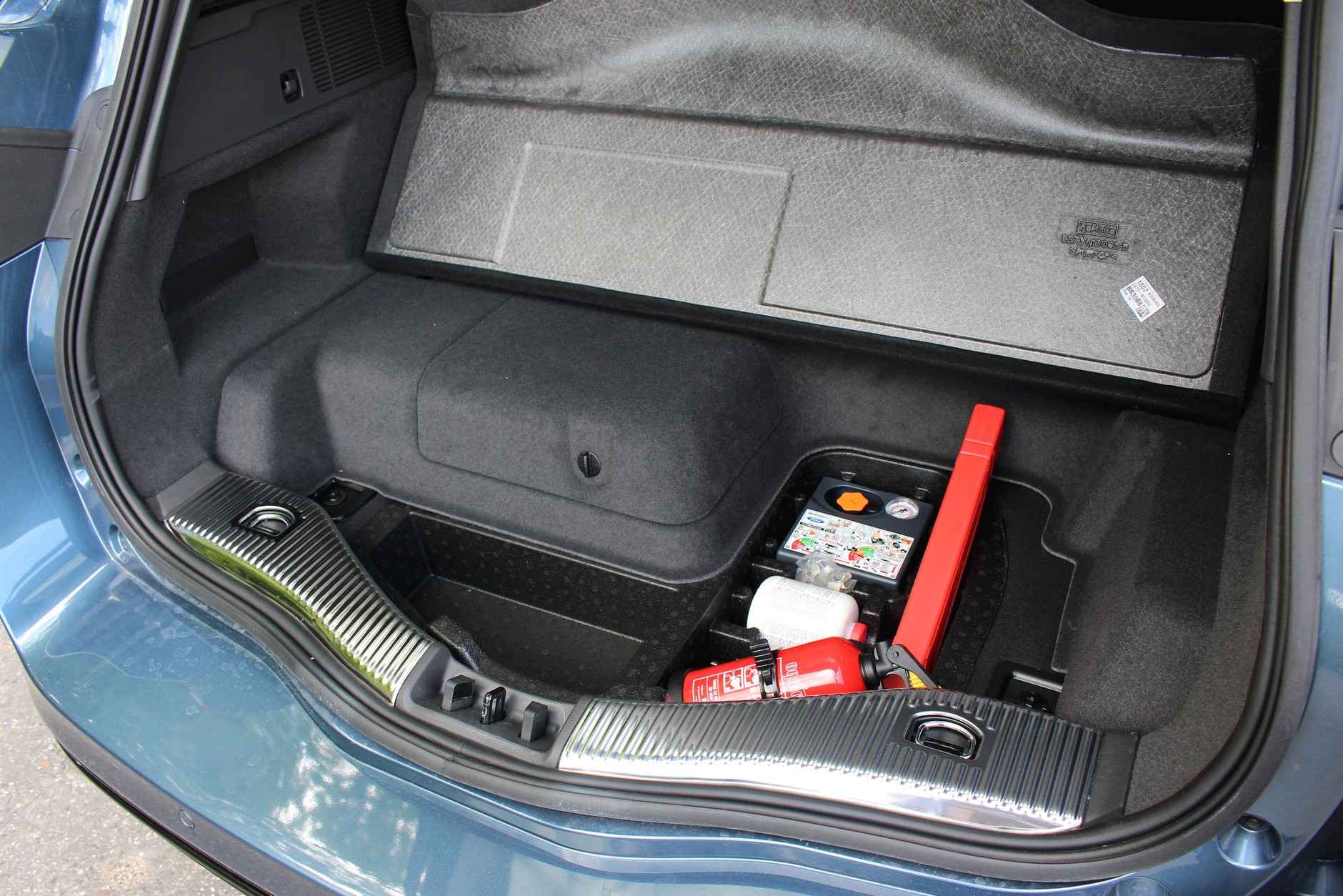 Ford Mondeo Hybrid kombi