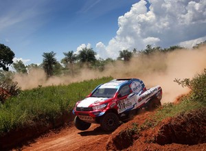 Dakar 2017: kiełbasa i śliwowica w bagażniku