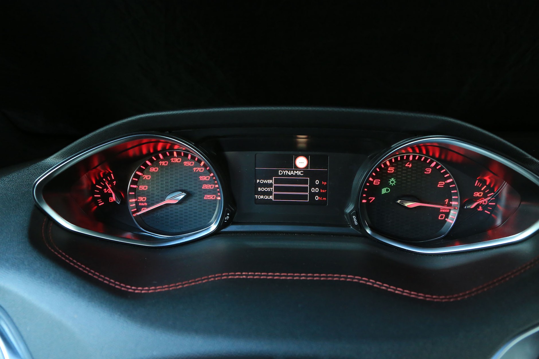 Peugeot 308 SW GT - niepozorne rodzinne kombi GT