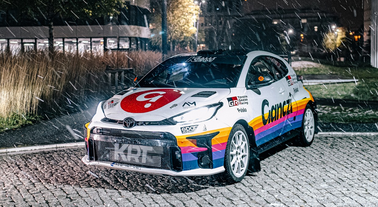 Jechałem na miejscu pilota rajdową Toyotą GR Yaris przed Barbórką