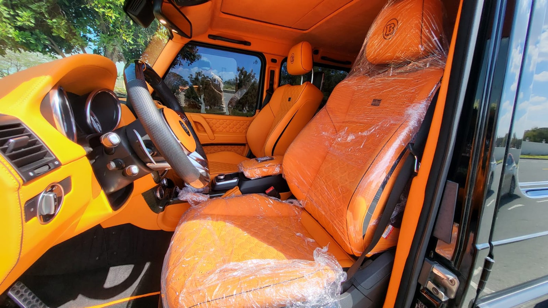 Samochody z ofert sprzedaży z Dubaju