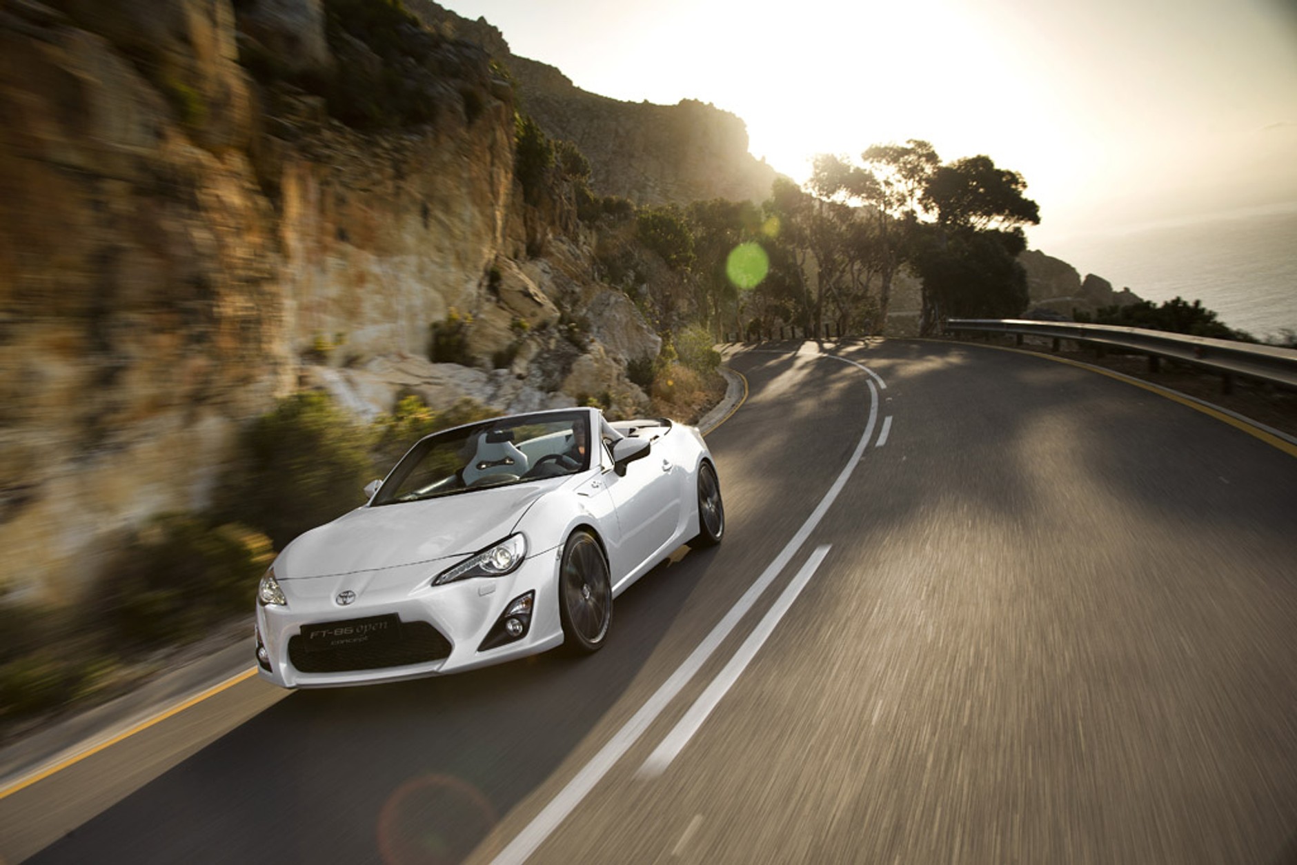 Toyota FT-86 Open: kabriolet dla przyjemności - zdjęcia