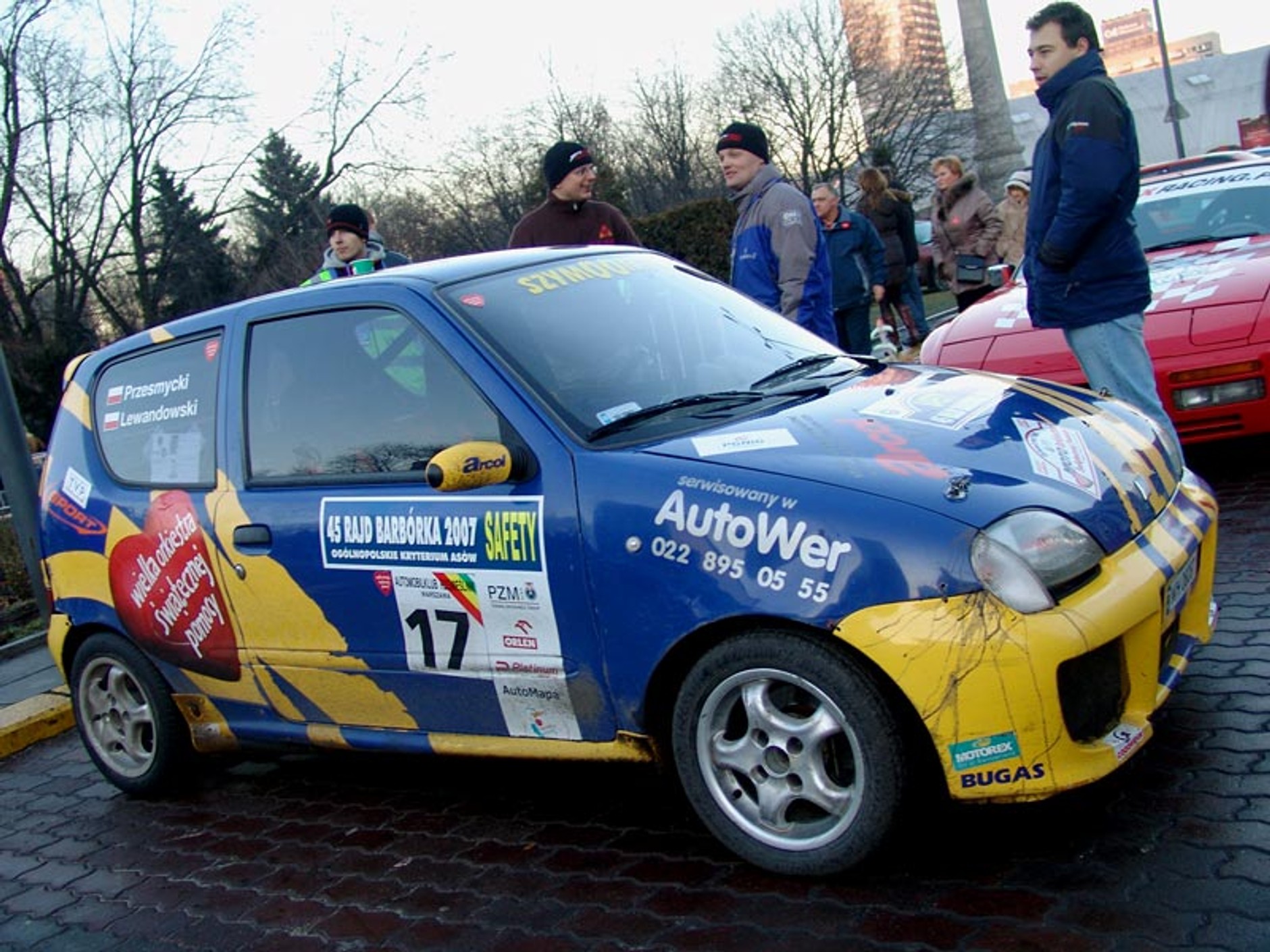 WOŚP 2008: wielki finał pod Pałacem Kultury (foto)