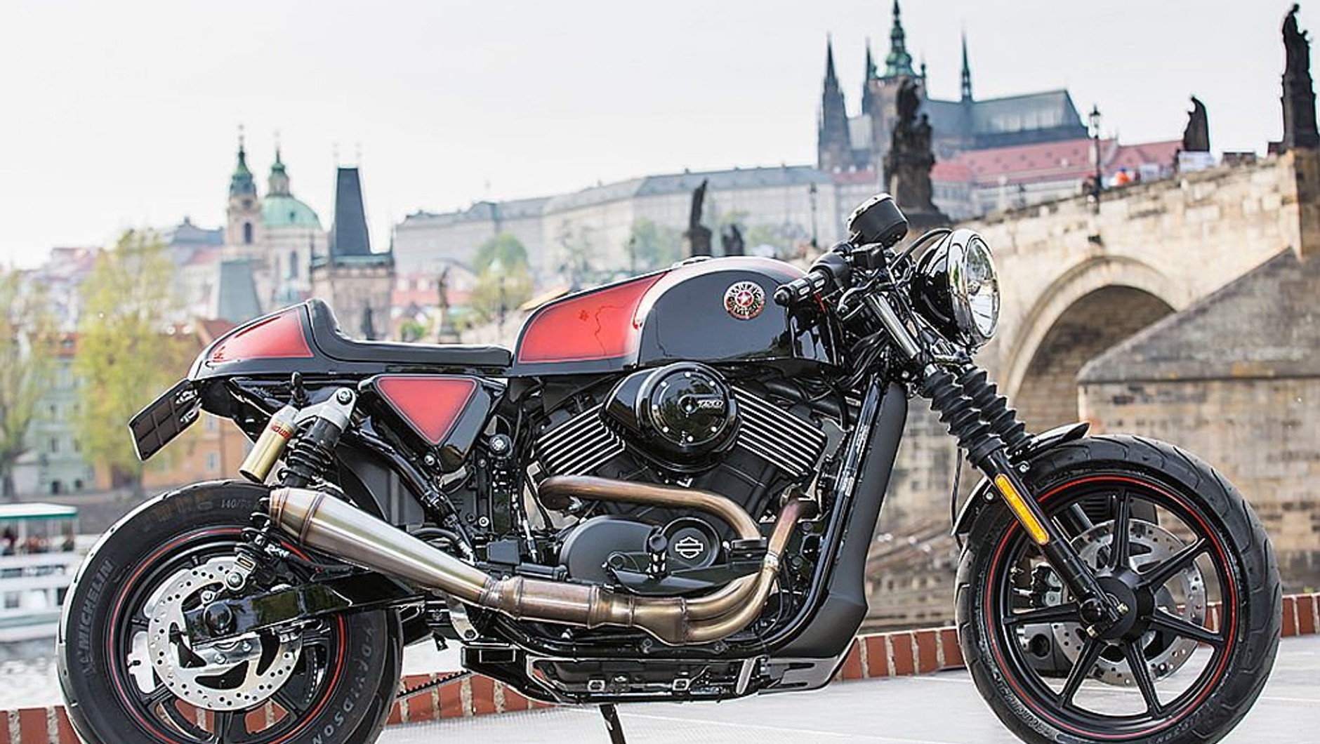 Harley-Davidson Street 750 przebudowany przez warszawskiego dealera marki Liberator.