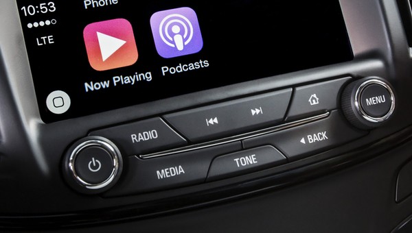 Czy wiesz, do czego służy przycisk MEDIA w samochodzie? Wyjaśniamy