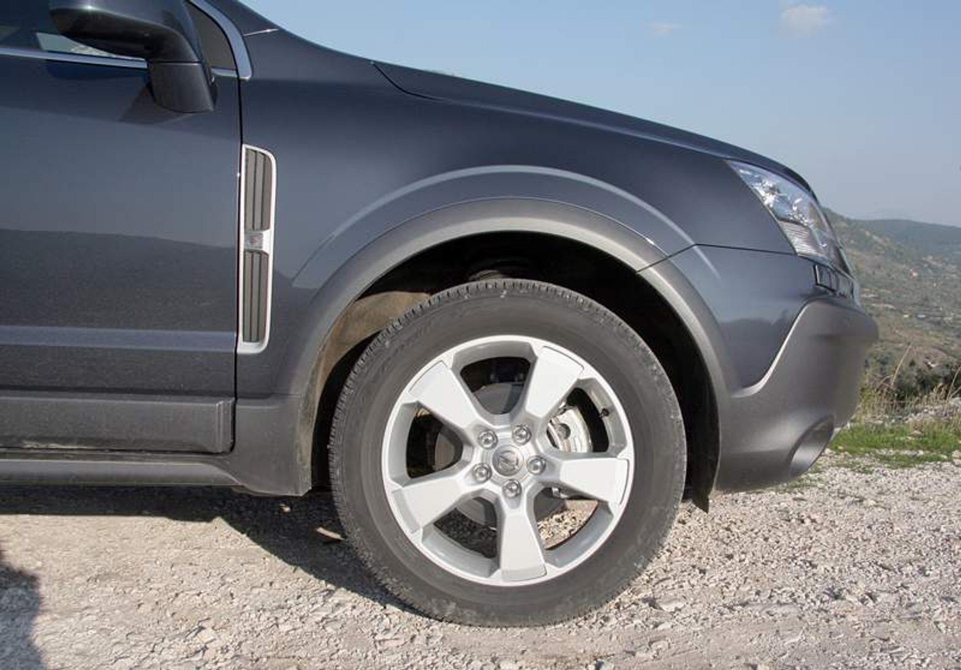 Opel rozpoczął w Rosji montaż Antary