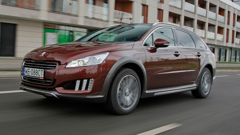 Peugeot 508 RXH: scout po francusku