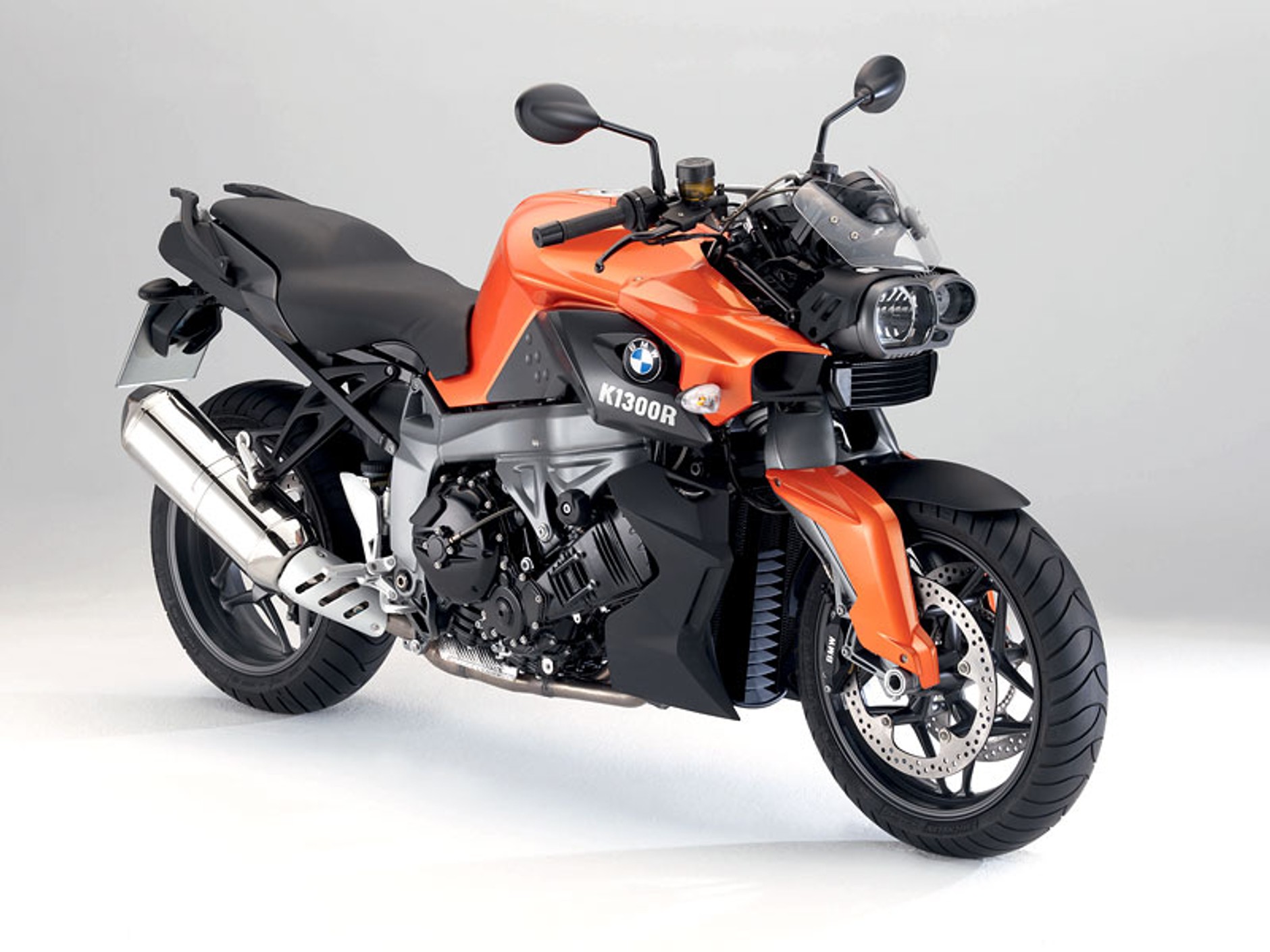 BMW Motorrad 2009: K 1300 S, K 1300 R, K 1300 GT (3x wideo HD!)