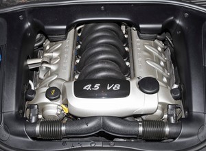 Tanie V8, czyli co ciekawego można znaleźć w ogłoszeniach