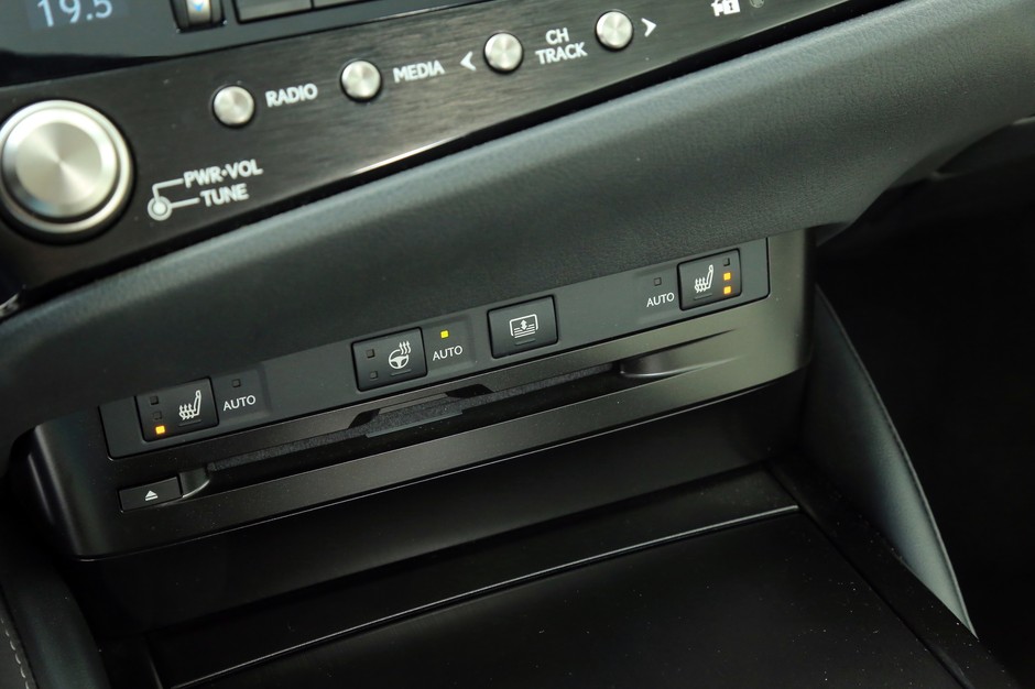 Lexus ES 300h