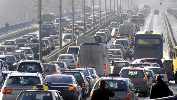 Kierowca zablokował A4, bo... usnął na lewym pasie. Policja wiedziała, co sprawdzić
