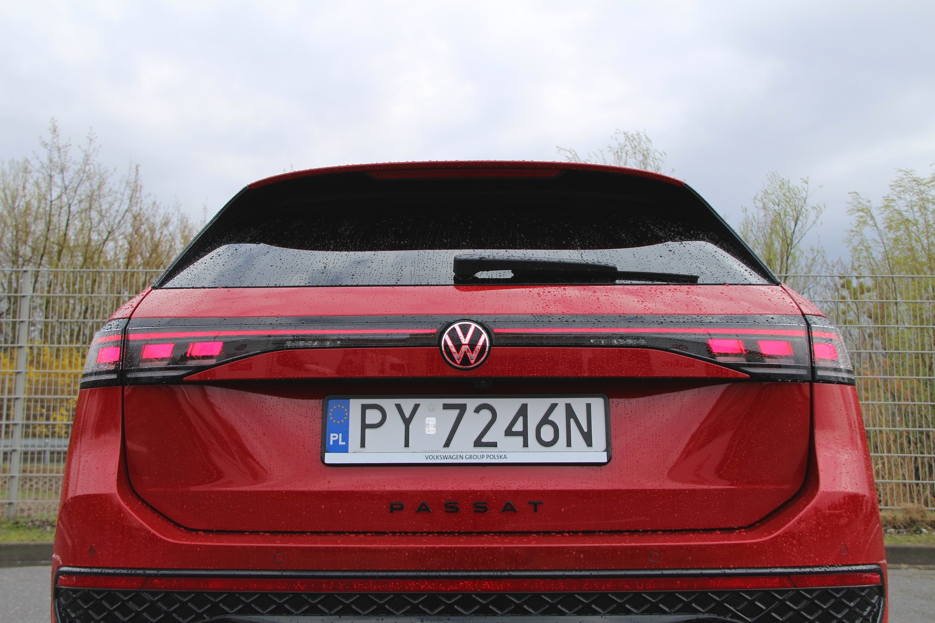 Volkswagen Passat 2.0 TDI R-Line Plus