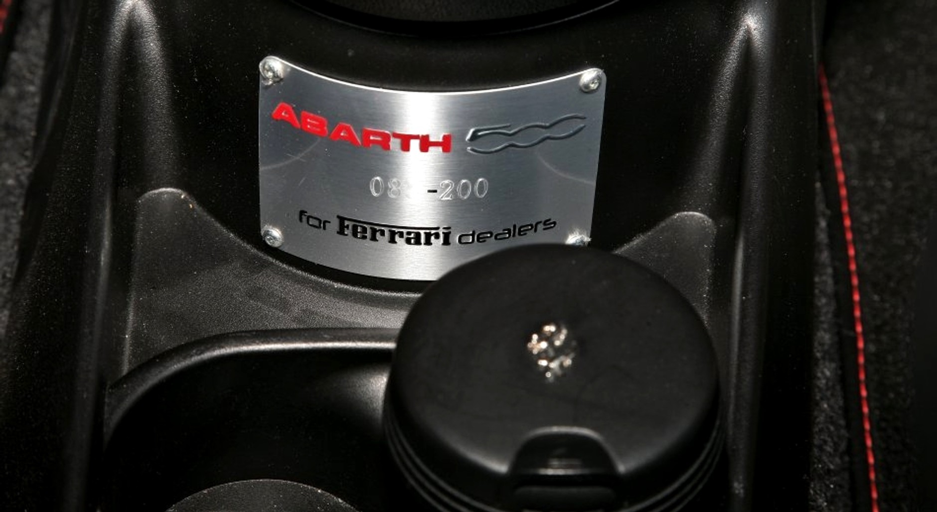 Pogea Racing Abarth 500 "Ferrari Dealers Edition