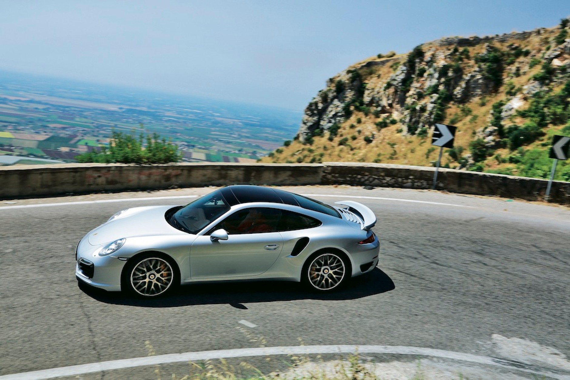 Porsche 911 Turbo bok