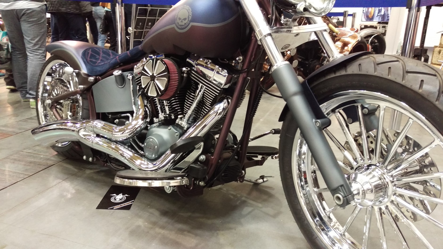 Motomagic Coroner Customs w Poznaniu