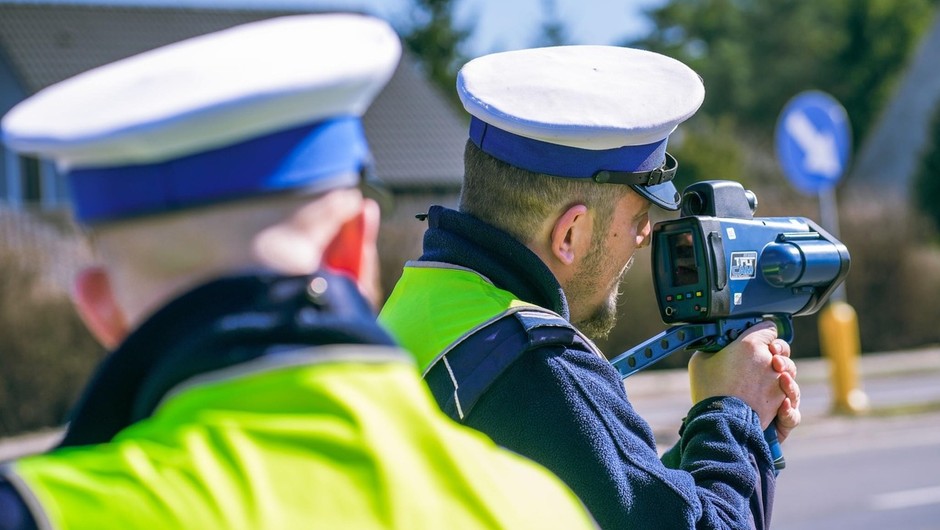 Obraz pochodzący z serwisu https://pila.policja.gov.pl/w19/aktualnosci/253895,Predkosc-glowna-przyczyna-tragedii-na-drogach.html