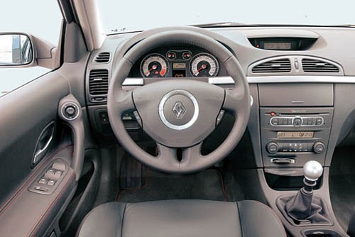 205 koni i turbo