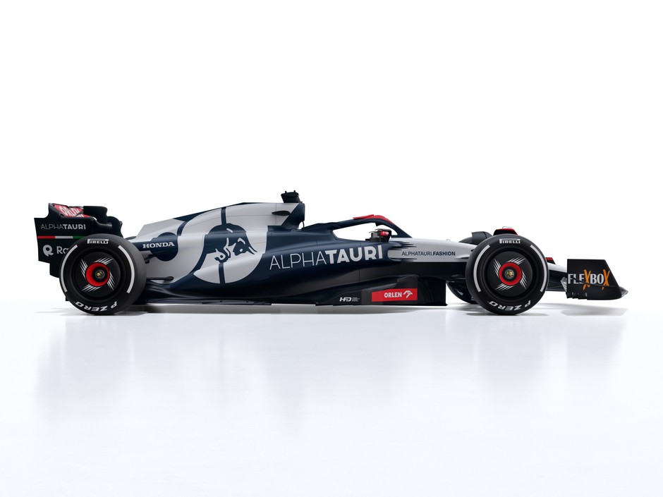 Scuderia AlphaTauri AT04