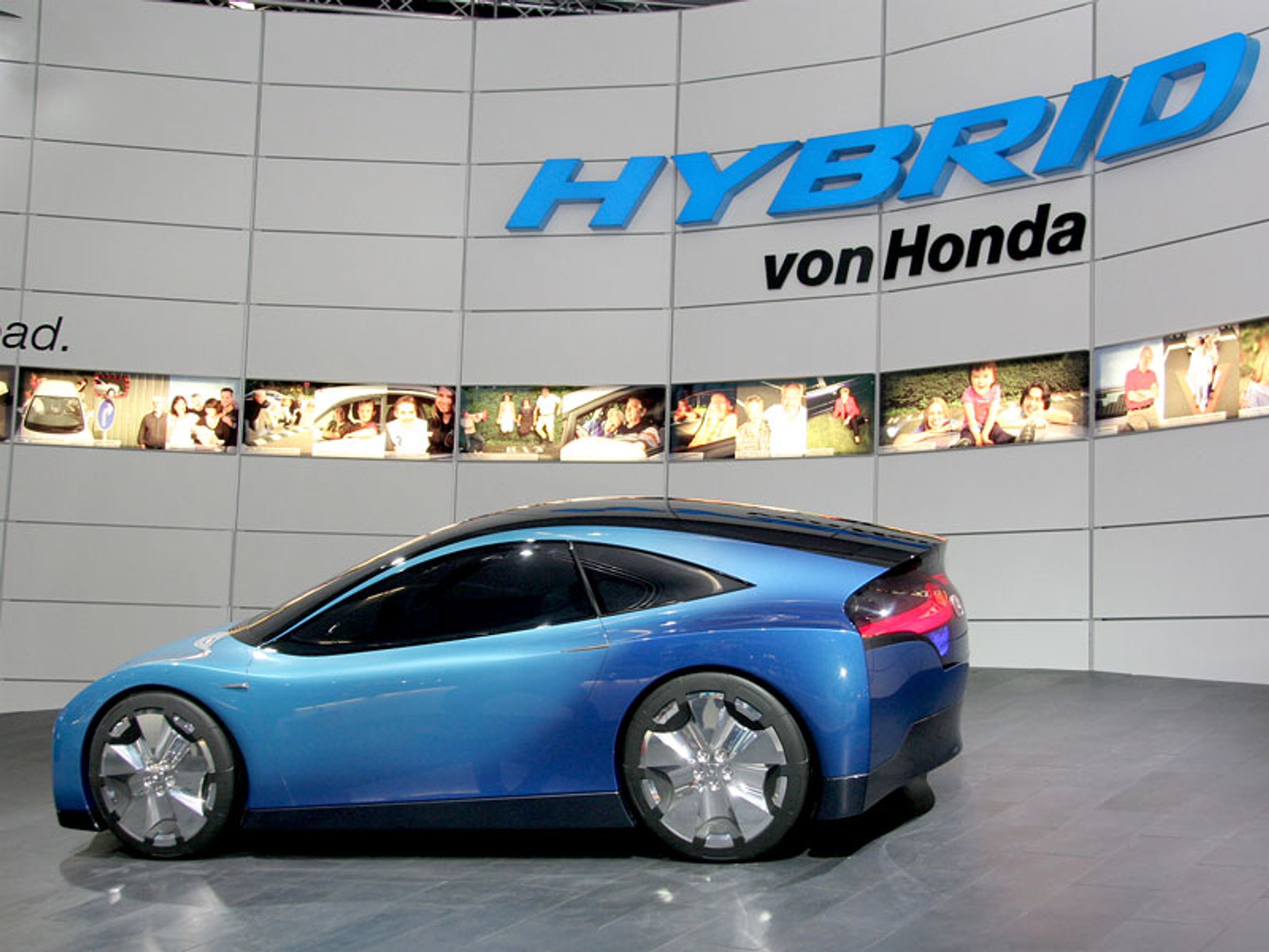 IAA Frankfurt 2009: jak dojechać, gdzie kupić bilet - informacje praktyczne dla zwiedzających