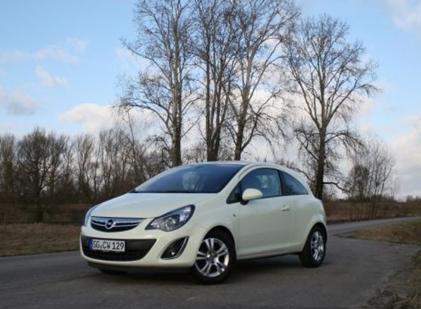 Opel Corsa D (2011): z duchem czasów. Test i opinie