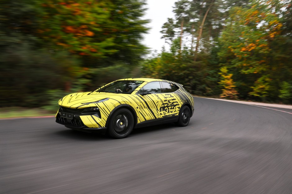 Nowy Lotus Eletre