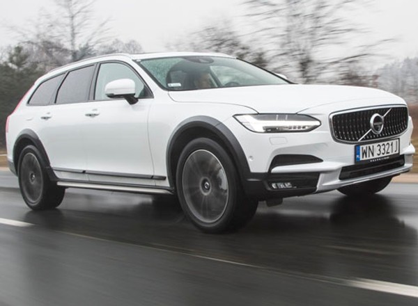 Volvo V90 Cross Country T6 - kombi krajoznawcze