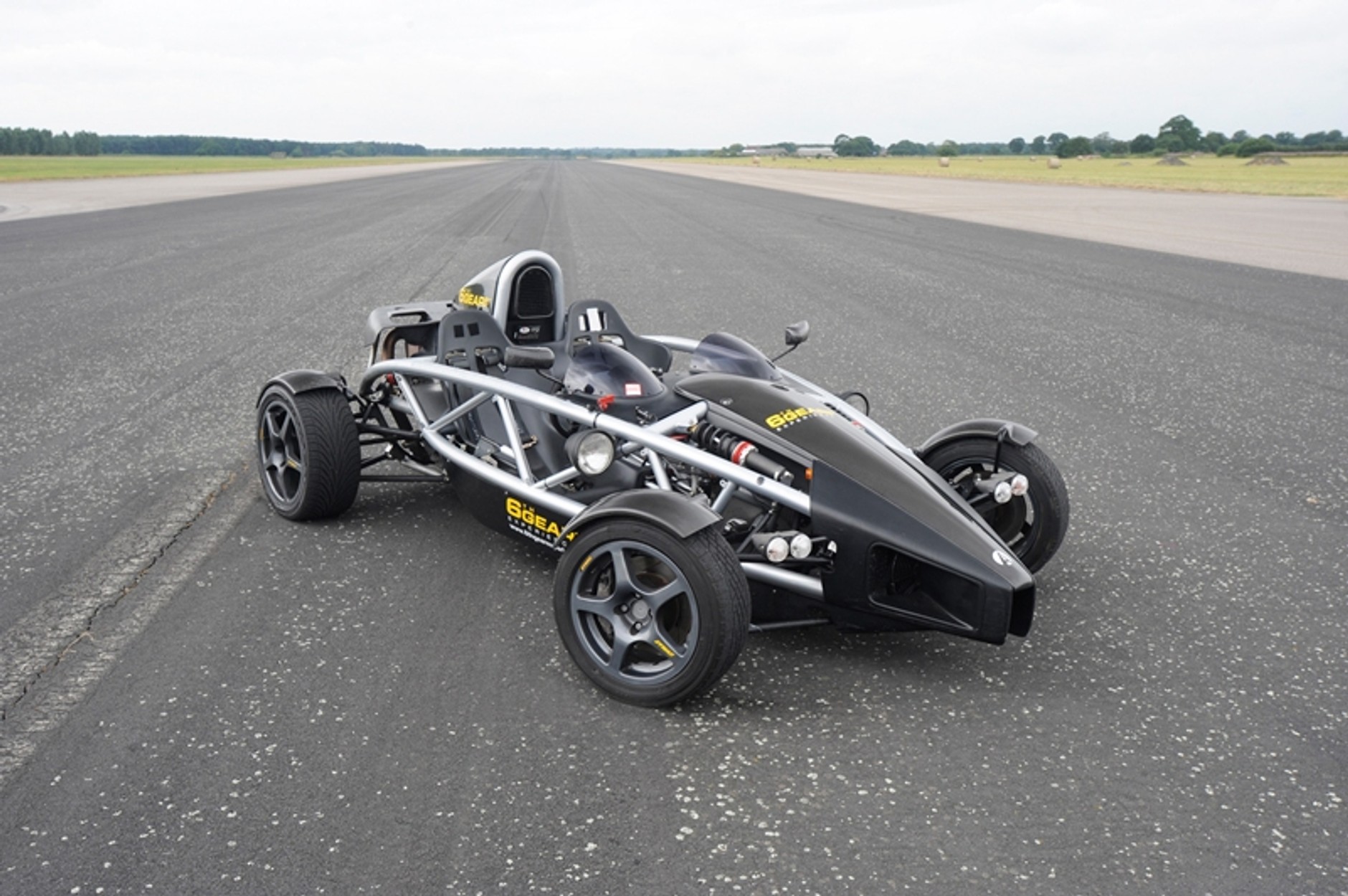 Za 75 funtów możesz jeździć wszystkimi tymi autami