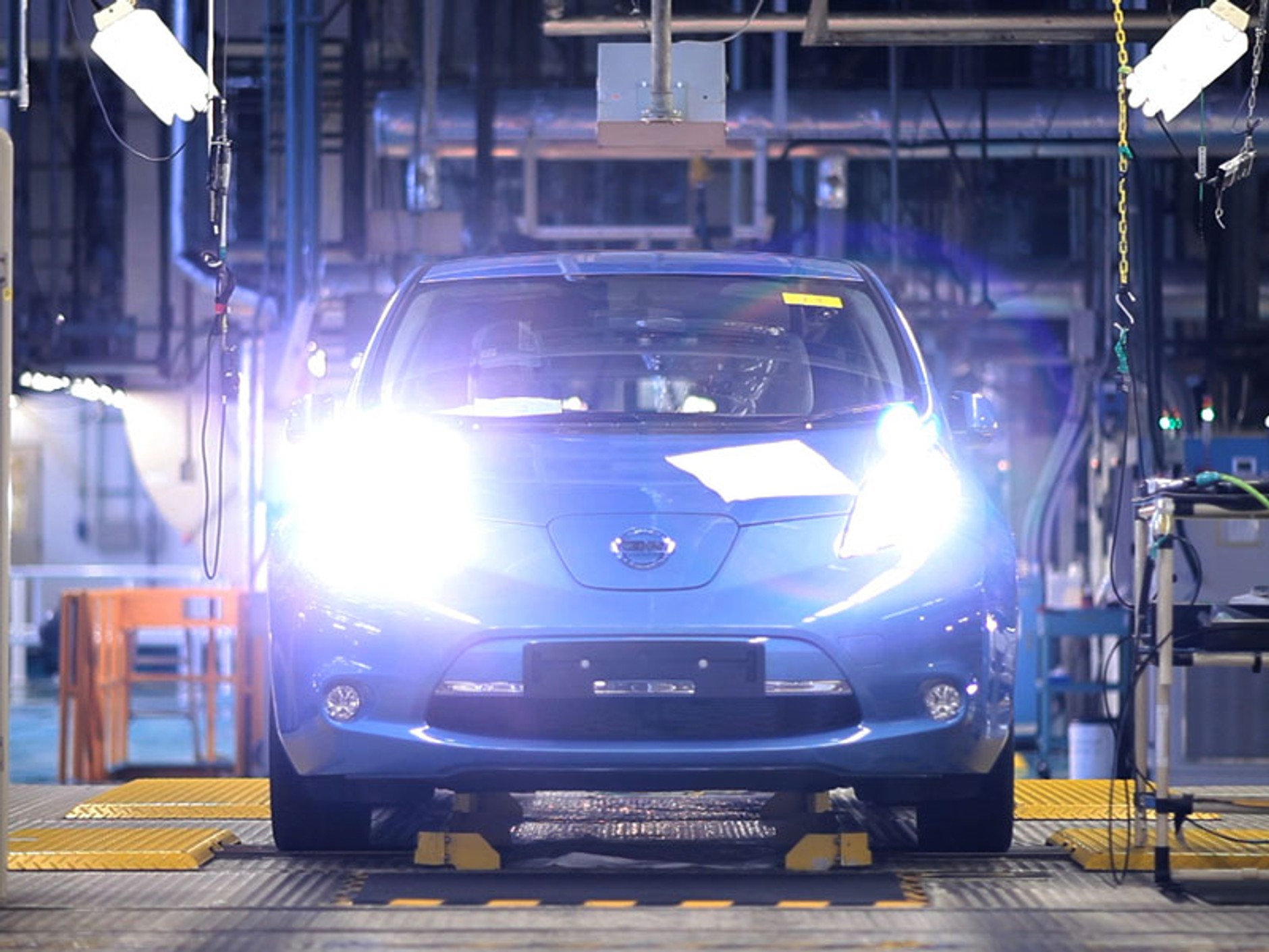 Seryjny Nissan Leaf jest już produkowany