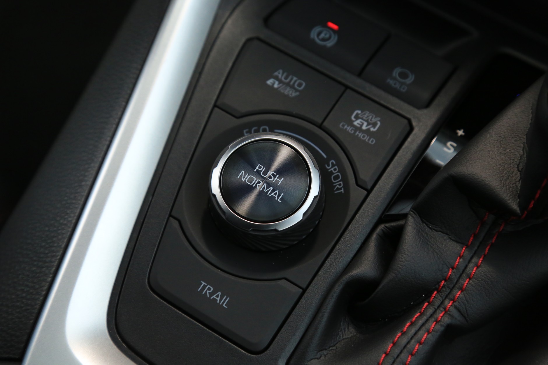 Suzuki Across 2.5 Plug-in Hybrid AWD