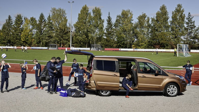 Ford-TourneoConnect_02